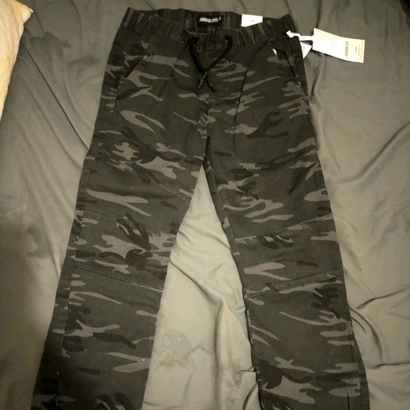 Sovereign camo pants - Picture 1 of 3